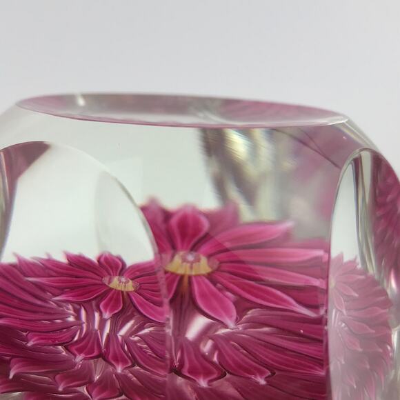 Perthshire 1972A Pink Dahlia Flower Faceted Layered Lampwork Petals Paperweight - Picture 16 of 16